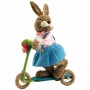 Lapin sur trottinette